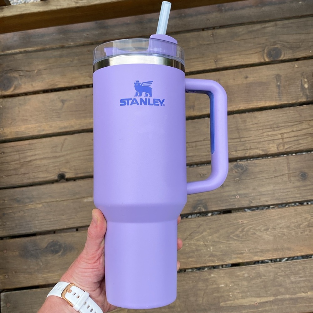 Stanley Quencher H2.0 FlowState Tumbler 40oz Lavender